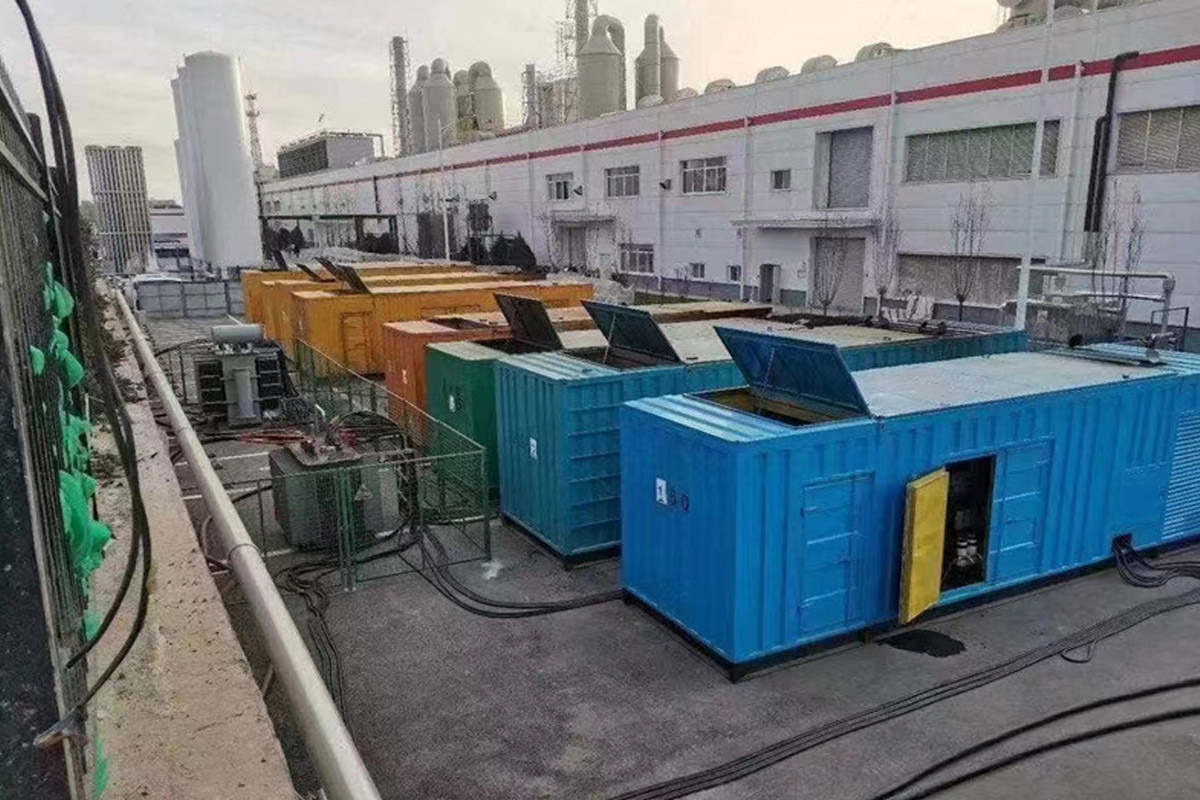 铁锋发电机租赁施工现场